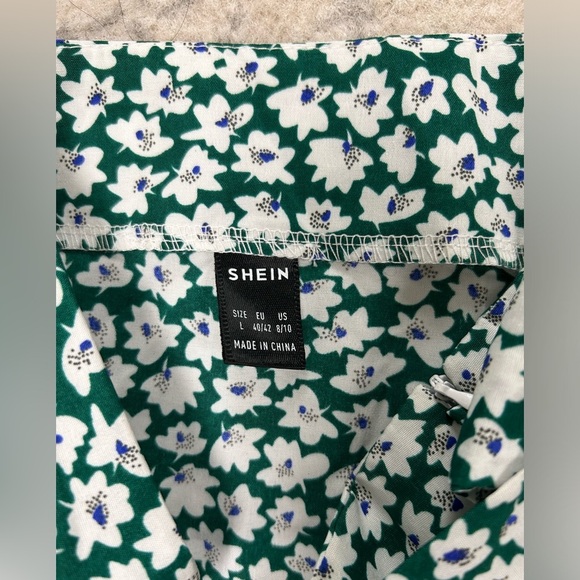 SHEIN green and white florals ruffled skirt size L NWOT - Picture 2 of 5
